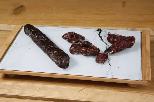 Le saucisson de canard, une autre de nos spécialités
